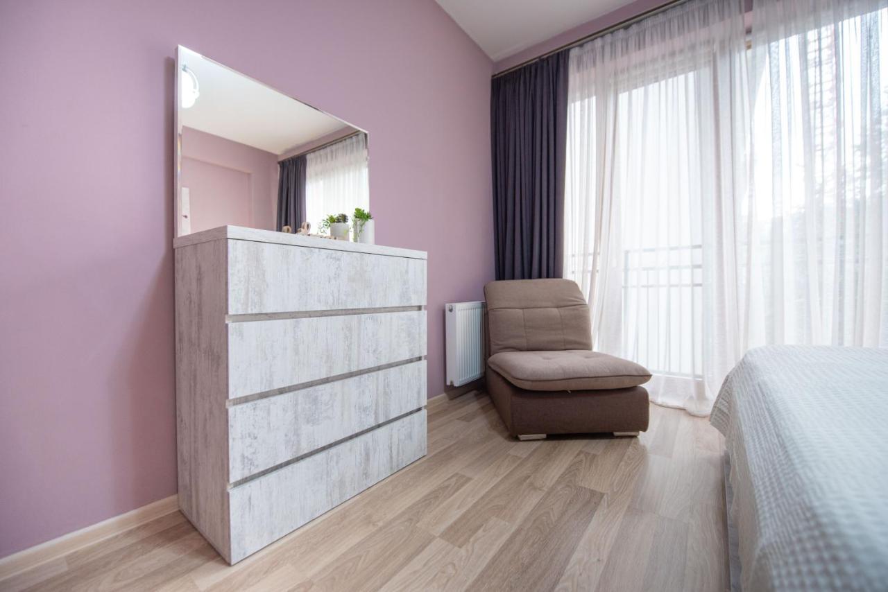 Gg Home - Cozy 2-Bedroom Apartment On Givi Kartozia ティビリシ エクステリア 写真